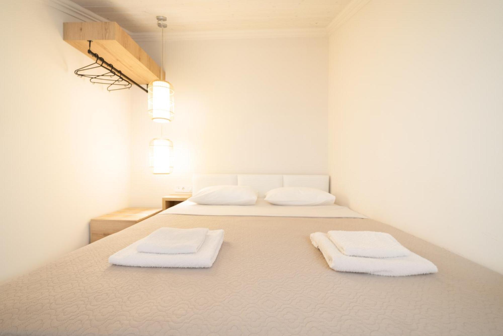 ניי פורי Mystery Suites And Apartments מראה חיצוני תמונה
