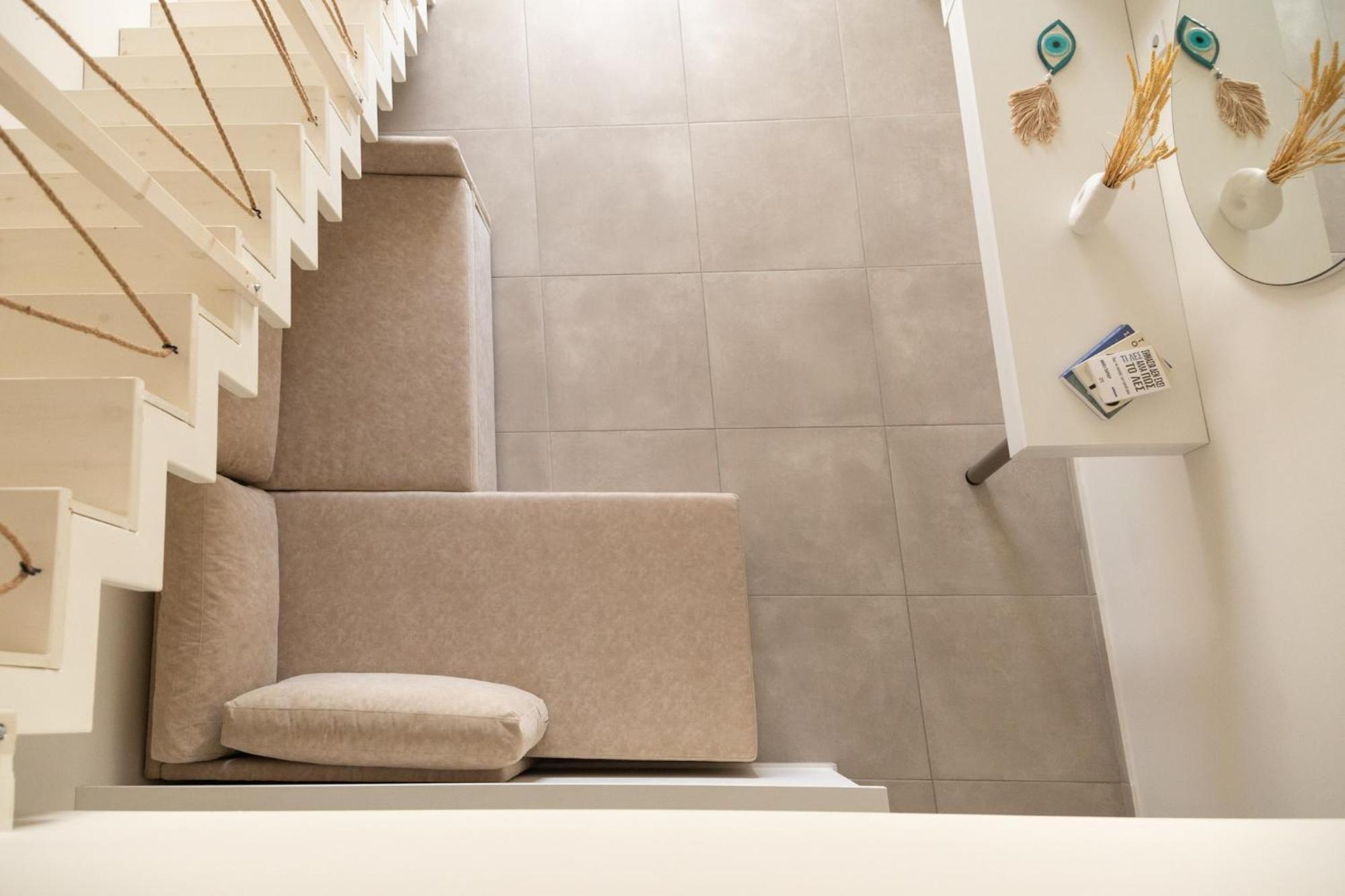 ניי פורי Mystery Suites And Apartments מראה חיצוני תמונה