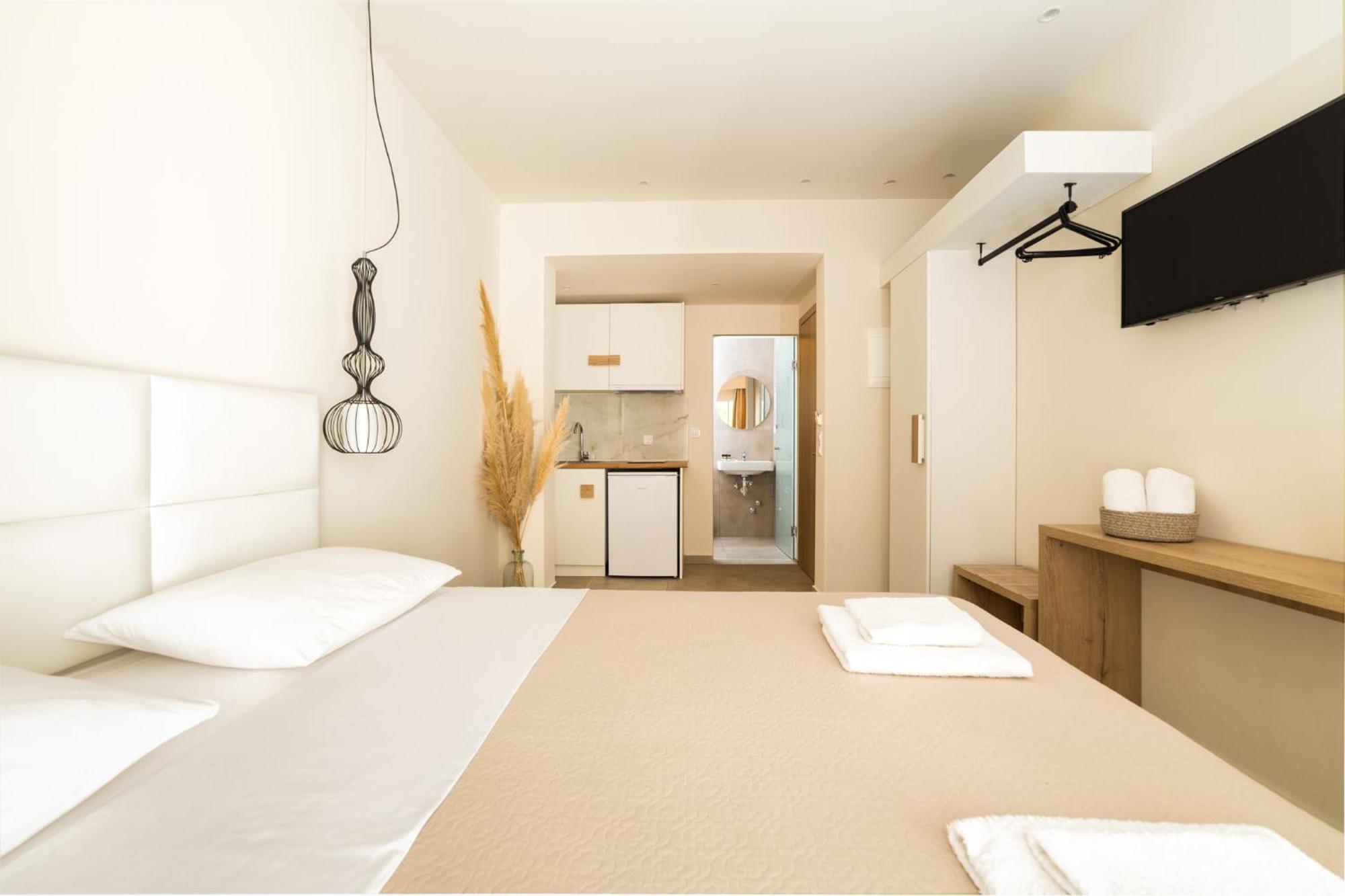 ניי פורי Mystery Suites And Apartments מראה חיצוני תמונה