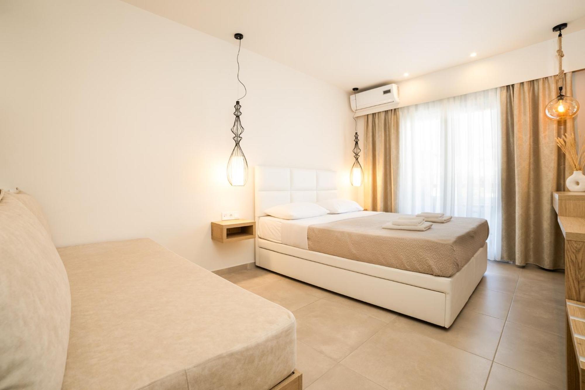ניי פורי Mystery Suites And Apartments מראה חיצוני תמונה