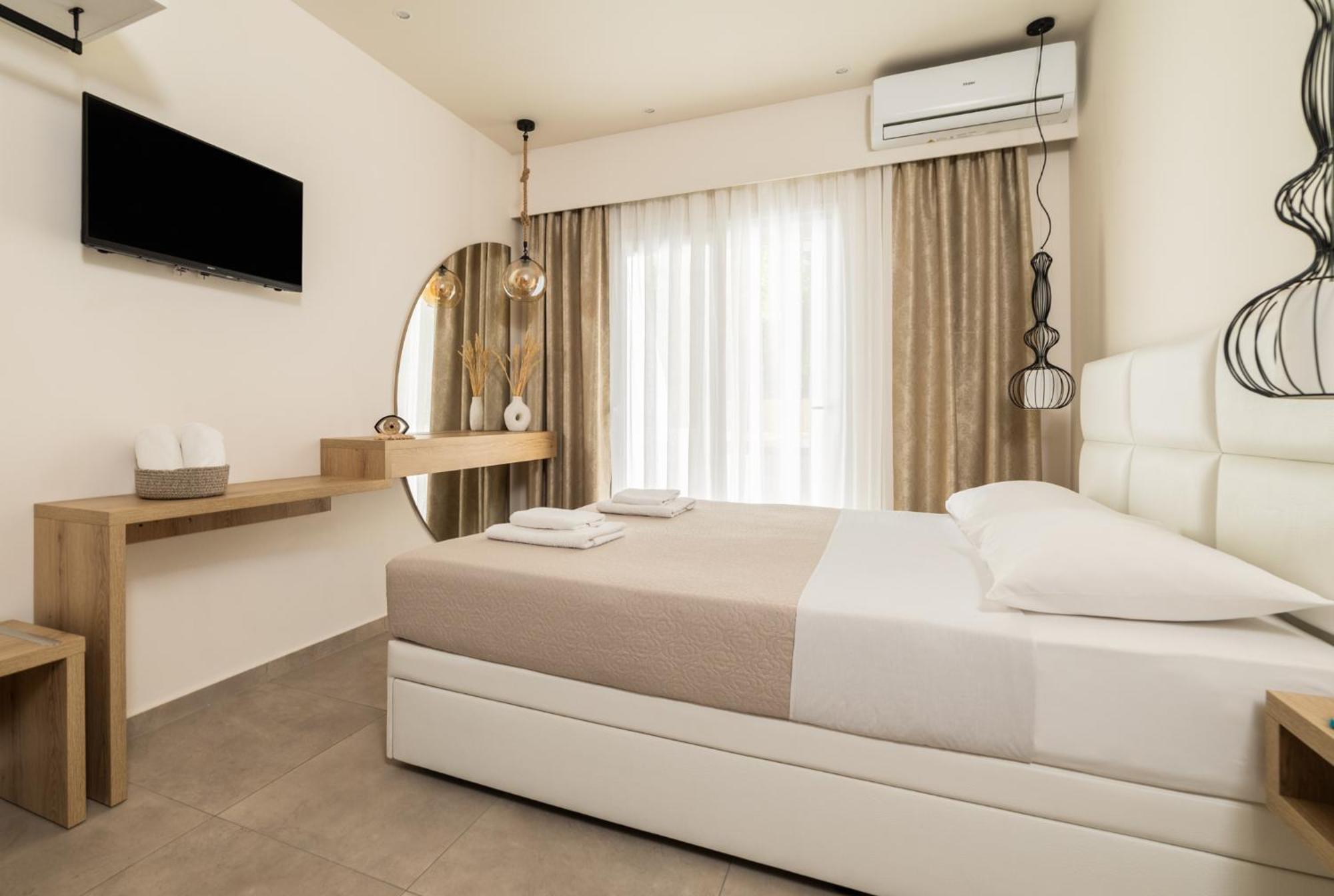 ניי פורי Mystery Suites And Apartments מראה חיצוני תמונה