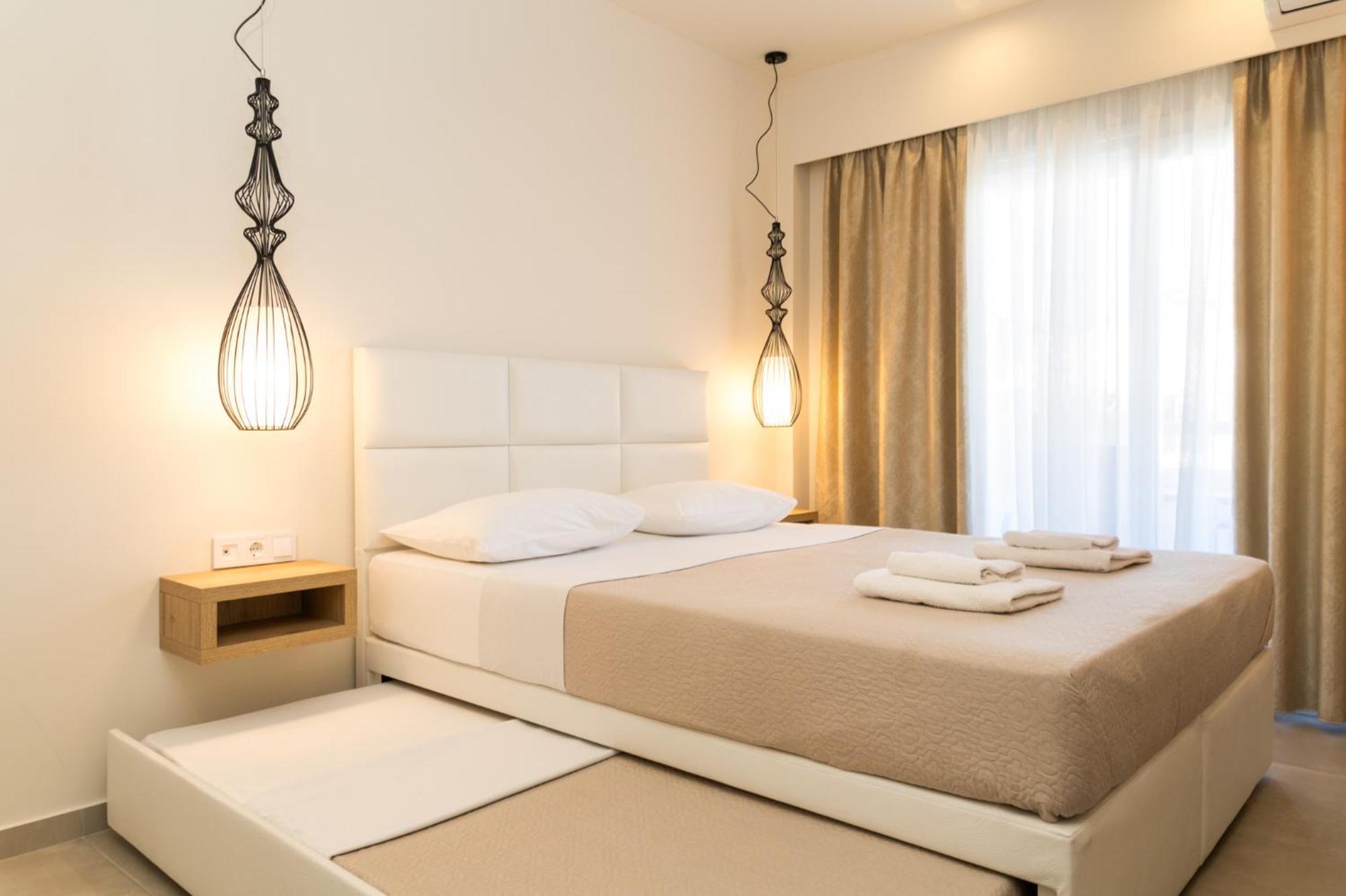 ניי פורי Mystery Suites And Apartments מראה חיצוני תמונה