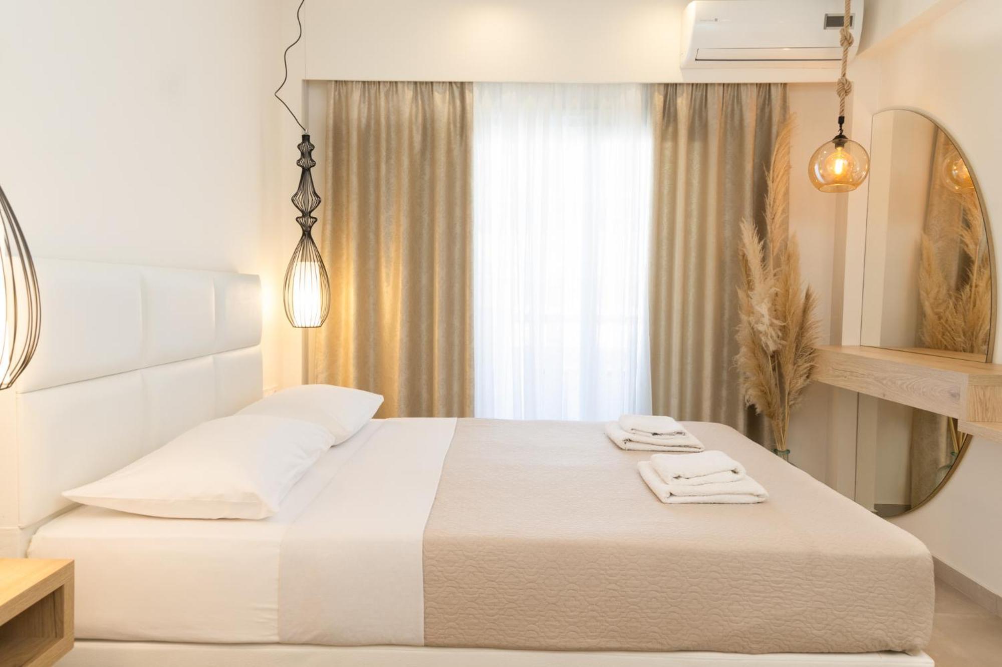 ניי פורי Mystery Suites And Apartments מראה חיצוני תמונה